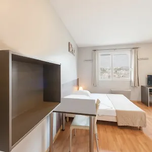 3* Aparthotel City